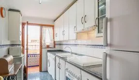 Buy an Apartment in Torrevieja, Spain. Playa de los Naufragos area, 3 bedrooms, 101 m² - photo 4