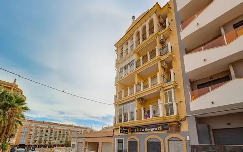Torrevieja, España. Comprar un Piso. Zona de la Centro, 3 dormitorios, 95 m2