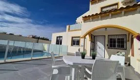 Buy property in Orihuela Costa, Spain. La Zenia area, 2 bedrooms, 163 m² - photo 3