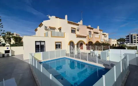 Buy property in Orihuela Costa, Spain. La Zenia area, 2 bedrooms, 163 m²