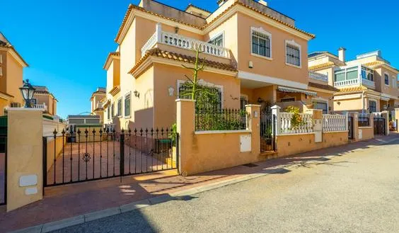 Comprar un duplex en Orihuela Costa, España. Zona de la La Regia, 2 dormitorios, 94 m² - photo 1