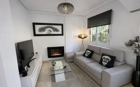 Buy an bungalow in Spain, Torrevieja. La Siesta - El Salado - Torreta area, 2 bedrooms, 65 m²