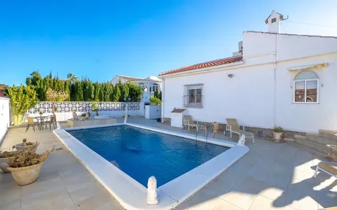 Недвижимость в Испании, Торревьеха. Район El chaparral, 3 спальни, 98 м2