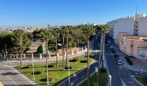 Torrevieja, Spain. Buy an penthouse. Parque de las Naciones area, 1 bedroom, 65 m² - photo 1