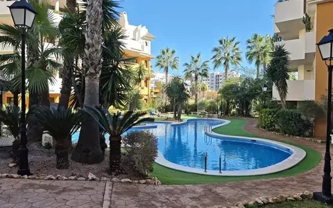 Bienes raíces Torrevieja, Piso en venta. Zona de la  Punta Prima, 2 dormitorios, 101 m²