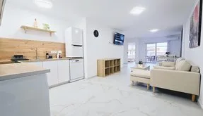 Comprar un Piso en Torrevieja, España. Zona de la  Acequion, 3 dormitorios, 95 m² - photo 2