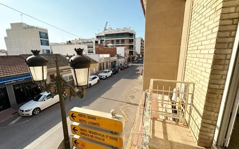 Guardamar del Segura real estate, Apartment for sale. Pueblo area, 4 bedrooms, 276 m²