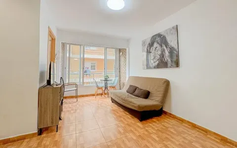 Comprar un Piso en España, Torrevieja. Zona de la  La Mata pueblo, 3 dormitorios, 95 m²