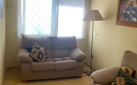 Buy an Apartment in Torrevieja, Spain. Estacion de autobuses area, 4 bedrooms, 100 m²