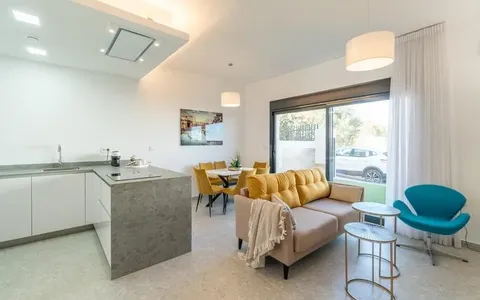 Real estate Torrevieja, Bungalow for sale. Los Balcones area, 3 bedrooms, 128 m²