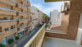 Buy an Apartment in Spain, Torrevieja. torrevieja area, 4 bedrooms, 234 m² - photo 2