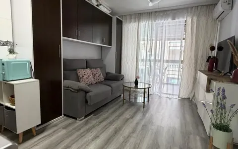 Property in Torrevieja. Centro area, 1 bedroom, 27 m²