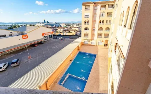 Buy real estate in Torrevieja, Spain. Centro area, 3 bedrooms, 103 m²