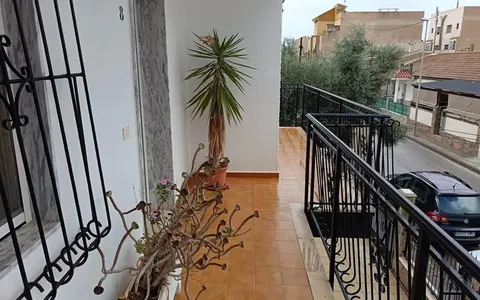 Comprar un Piso España. Zona de la  Zona Pueblo, 5 dormitorios, 171 m²
