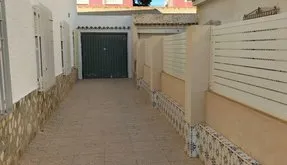 Property for sale. Torre de la Horadada area, 5 bedrooms, 125 m² - photo 2