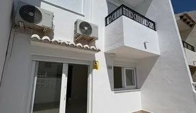 Venta de Bungalow en Torrevieja, España. Zona de la  Los Balcones - Los Altos del Eden, 3 dormitorios, 78 m² - photo 2