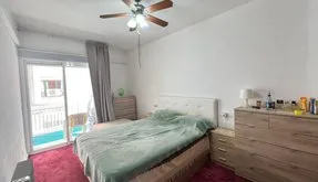 Buy an Apartment in Torrevieja, Spain. Paseo maritimo area, 4 bedrooms, 120 m² - photo 4