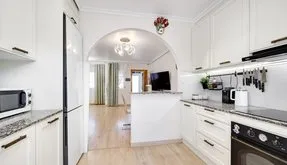 Buy an Town house in Torrevieja, Spain. Nueva Torrevieja area, 3 bedrooms, 91 m² - photo 6