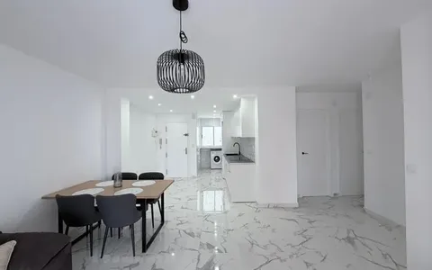 Buy an Apartment in Torrevieja, Spain. Playa del Cura area, 3 bedrooms, 101 m²