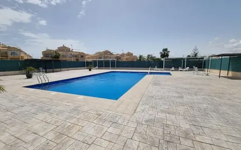 Comprar una propiedad en Torrevieja, España. Zona de la  La Siesta - El Salado - Torreta, 2 dormitorios, 43 m²