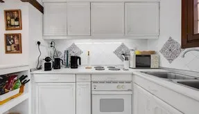 Venta de Piso en Torrevieja, España. Zona de la  Playa de los Locos, 2 dormitorios, 72 m2 - photo 2