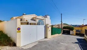 Acheter un logement en Espagne. La marina area, 2 bedrooms, 80 m2 - photo 2