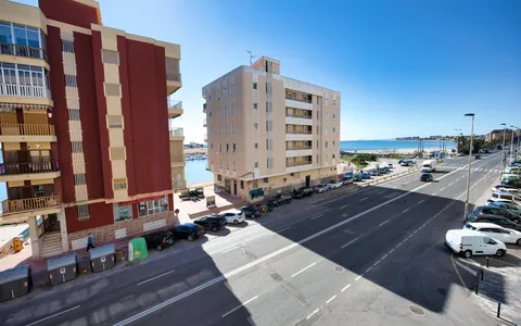 Bienes raíces Torrevieja, piso en venta. Zona de la Acequion, 3 dormitorios, 100 m², 3 dormitorios, 100 m² — €199000