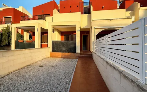Comprar un Duplex en España, Torrevieja. Zona de la  Aguas Nuevas, 2 dormitorios, 90 m2, 2 dormitorios, 90 m² — €239900