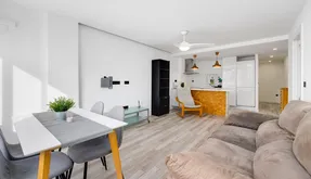 Venta de Piso en Torrevieja, España. Zona de la  Punta prima, 2 dormitorios, 57 m2 - photo 2