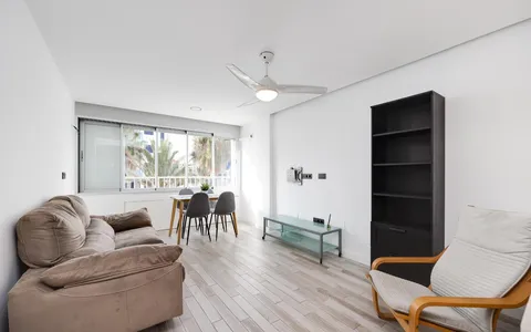 Venta de Piso en Torrevieja, España. Zona de la  Punta prima, 2 dormitorios, 57 m2, 2 dormitorios, 57 m² — €179900