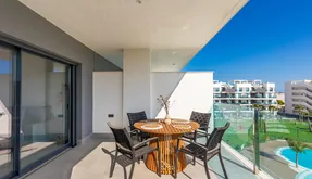 Comprar un Piso en Guardamar del Segura, España. Zona de la  EL RASO, 2 dormitorios, 87 m2 - photo 2