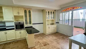 Venta de piso en Torrevieja. Zona de la Centro, 5 dormitorios, 243 m² - photo 6