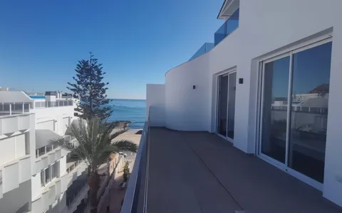 Penthouse in Torrevieja, Spain. Centro area, 2 bedrooms, 106 m², 2 bedrooms, 106 m² — €459000