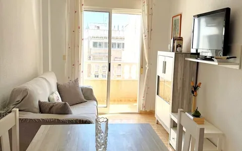 Penthouse for sale in Torrevieja. Acequion area, 1 bedroom, 42 m², 1 bedrooms, 42 m² — €118000