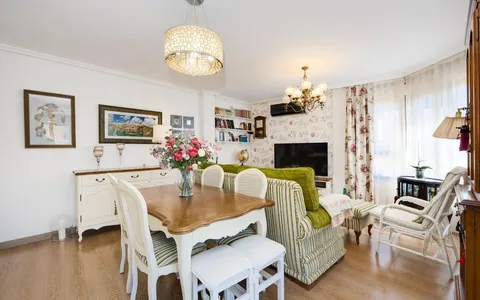 Penthouse for sale in Torrevieja, Spain. Centro area, 2 bedrooms, 82 m2, 2 bedrooms, 82 m² — €215000