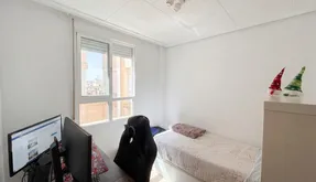 Property in Torrevieja. Centro area, 3 bedrooms, 107 m2 - photo 4