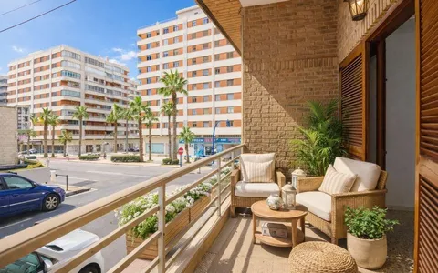 Buy an Apartment in Torrevieja, Spain. Acequion area, 3 bedrooms, 105 m2, 3 bedrooms, 105 m² — €153000