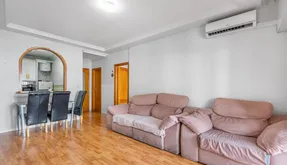 Buy an Penthouse in Spain, Torrevieja. Playa del Cura area, 3 bedrooms, 91 m2 - photo 5