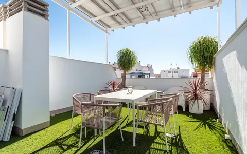 Real estate in Spain buy. Centro area, 3 bedrooms, 137 m2, 3 bedrooms, 137 m² — €385000