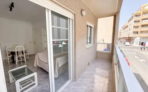 Apartment in Torrevieja, Spain. Estacion de autobuses area, 2 bedrooms, 62 m2, 2 bedrooms, 62 m² — €139900