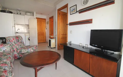 Buy real estate in Torrevieja, Spain. Habaneras area, 1 bedroom, 32 m2, 1 bedrooms, 32 m² — €115000