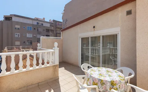 Real estate in Spain, Torrevieja. Centro area, 3 bedrooms, 77 m2, 3 bedrooms, 77 m² — €160000