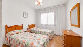 Buy an Bungalow in Spain, Torrevieja. Playa de los Locos area, 3 bedrooms, 90 m2 - photo 6