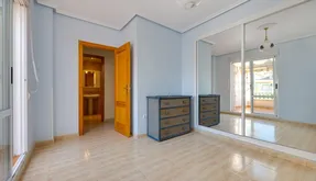 Orihuela Costa, real estate. Playa Flamenca area, 2 bedrooms, 84 m2 - photo 4