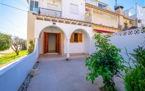 Buy real estate in Torrevieja, Spain. El chaparral area, 1 bedroom, 36 m2, 1 bedrooms, 36 m² — €109900