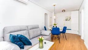Real estate in Spain, Torrevieja. Centro area, 2 bedrooms, 56 m2 - photo 4