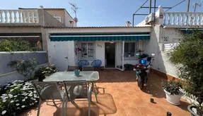 Buy an Bungalow in Spain, Torrevieja. La Siesta - El Salado - Torreta area, 2 bedrooms, 55 m2 - photo 2