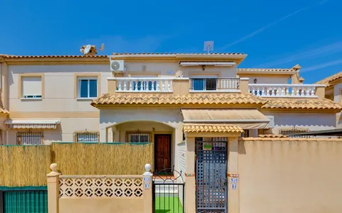 Torrevieja, Spain. Buy an Bungalow . Aguas Nuevas area, 2 bedrooms, 50 m2, 2 bedrooms, 50 m² — €131500