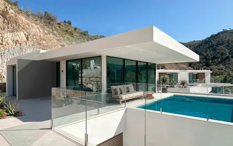 Buy an Villa in Spain, Benidorm. Rincón de Loix area, 3 bedrooms, 204 m2, 3 bedrooms, 204 m² — €1080000