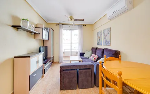 Property in Torrevieja. Centro area, 2 bedrooms, 60 m2, 2 bedrooms, 60 m² — €177900